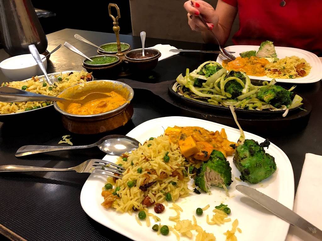 Airport Bukhara | restaurant | 7166 Airport Rd, Mississauga, ON L4T 2H2, Canada | 9056787889 OR +1 905-678-7889