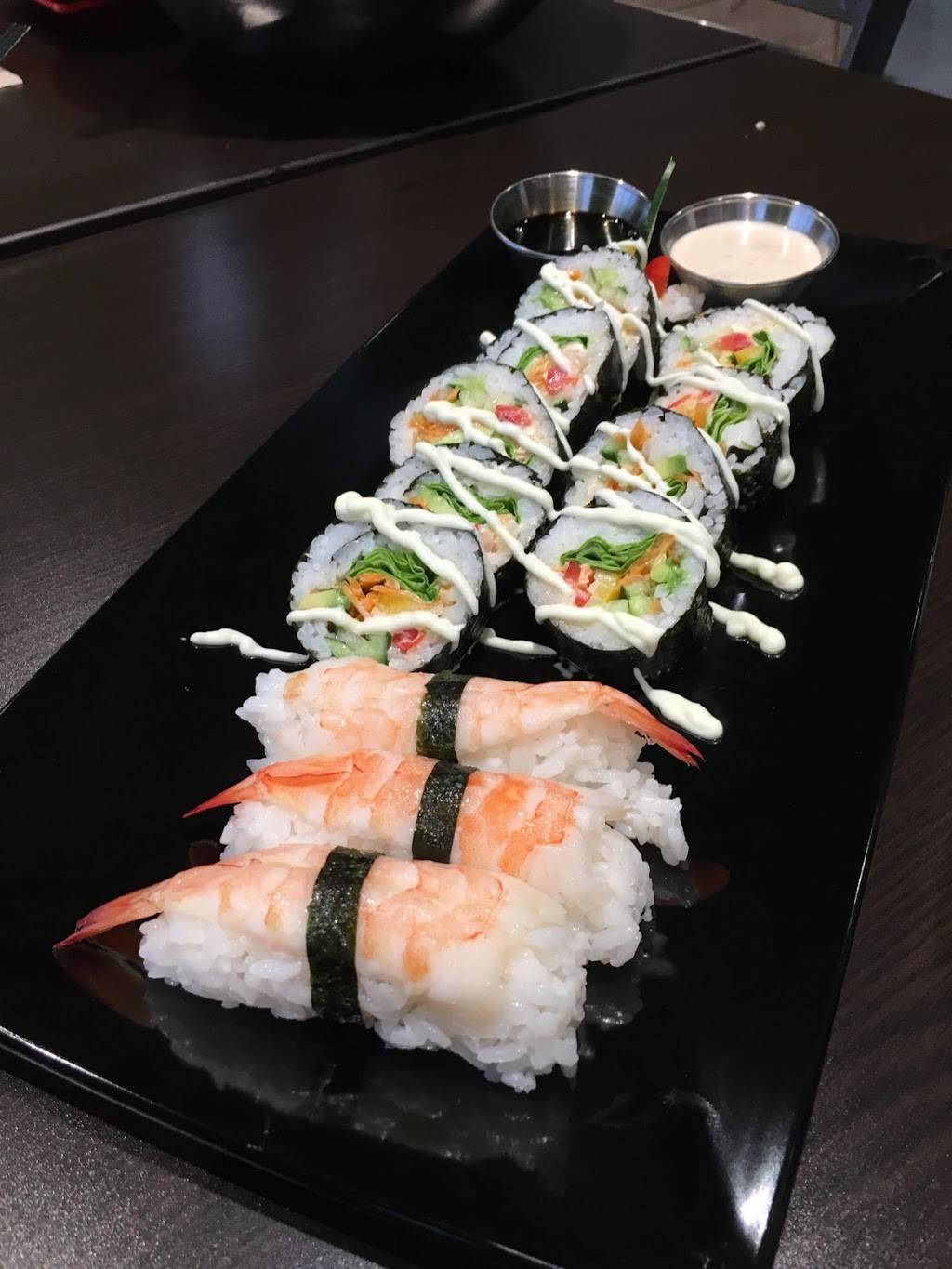 Wakame Thai & Sushi | restaurant | 140 Rue Robitaille, Granby, QC J2H 0R9, Canada | 4507766666 OR +1 450-776-6666