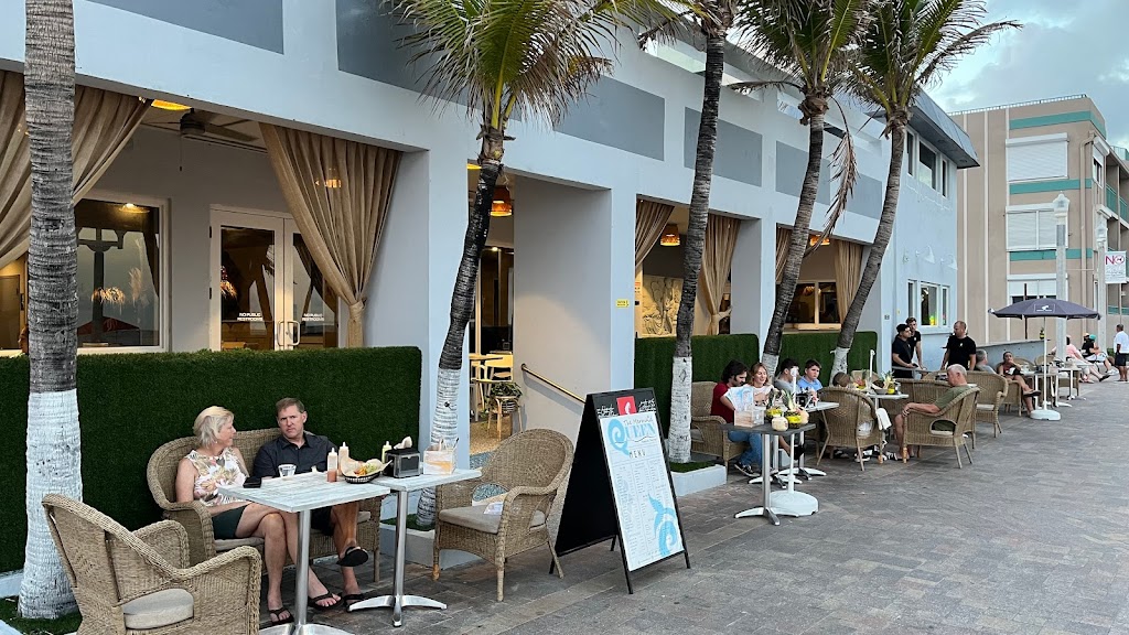 The Mermaid Queen | restaurant | 300 S Broadwalk, Hollywood, FL 33019, USA | 7862778351 OR +1 786-277-8351
