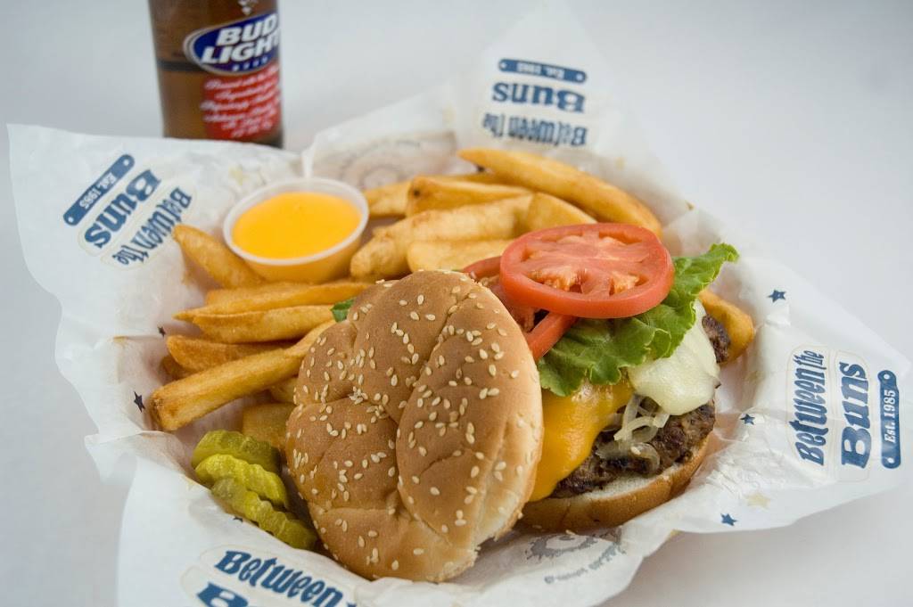 Between the Buns Sports Bar & Grill, Elkhart | restaurant | 2041 Cassopolis St, Elkhart, IN 46514, USA | 5742069900 OR +1 574-206-9900
