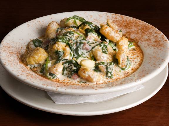 Henrys Louisiana Grill | restaurant | 4835 N Main St, Acworth, GA 30101, USA | 7709661515 OR +1 770-966-1515