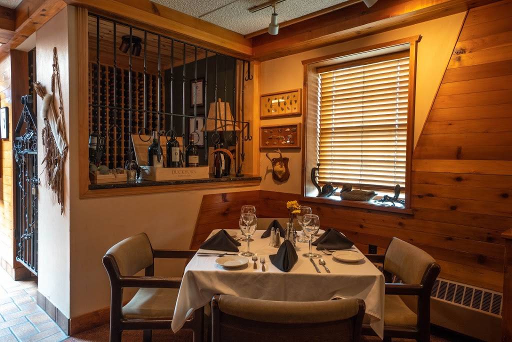 Chippewa Room | restaurant | 314 N Nicolet St, Mackinaw City, MI 49701, USA | 2314365744 OR +1 231-436-5744