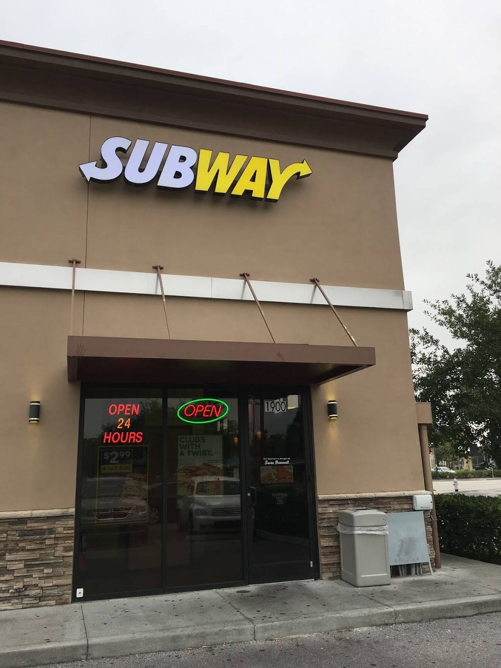 Subway | restaurant | 1900 W Vine St, Kissimmee, FL 34741, USA | 4079331483 OR +1 407-933-1483