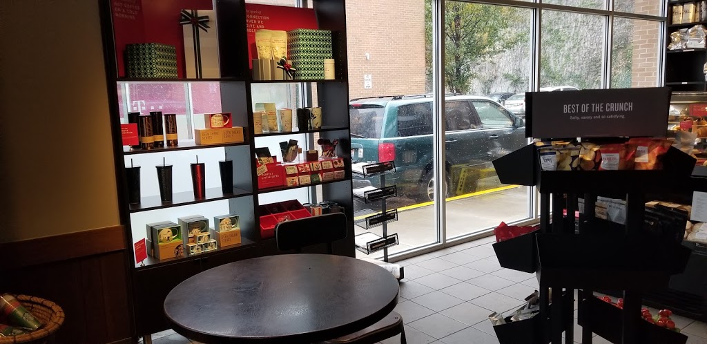 Starbucks | cafe | 116 S Halsted St, Chicago, IL 60661, USA | 3122263658 OR +1 312-226-3658