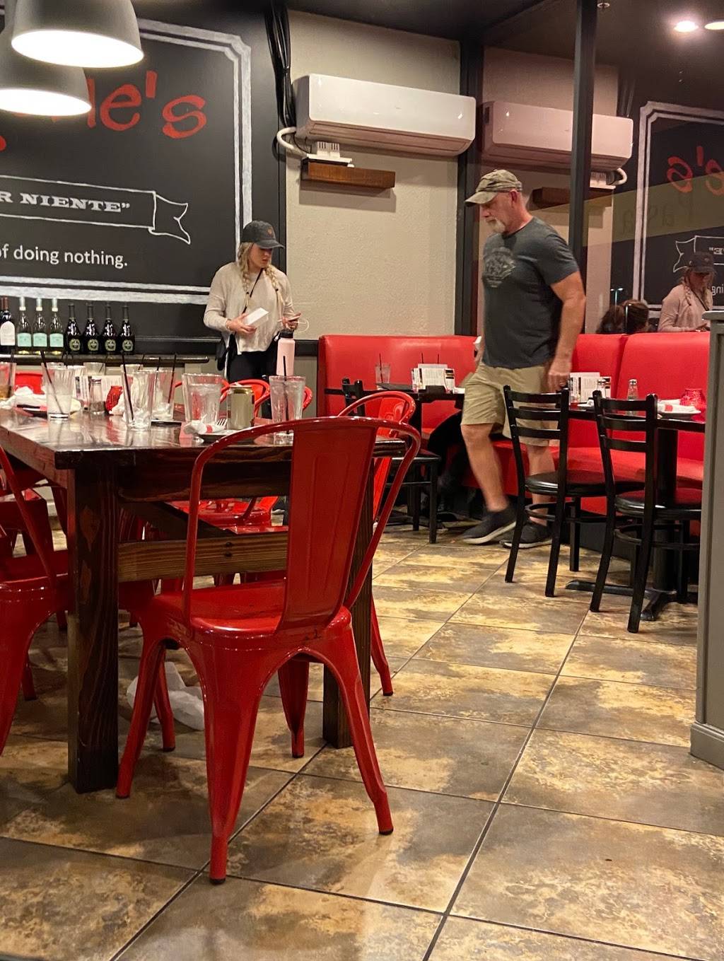 Zappones Italian Bistro | restaurant | 1652 N Higley Rd suite 103, Gilbert, AZ 85234, USA | 4802182338 OR +1 480-218-2338