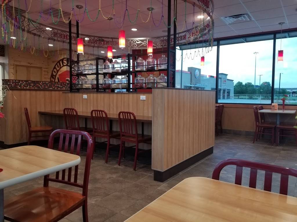 Popeyes Louisiana Kitchen | restaurant | 2420 Scott St, Houston, TX 77004, USA | 7136550660 OR +1 713-655-0660