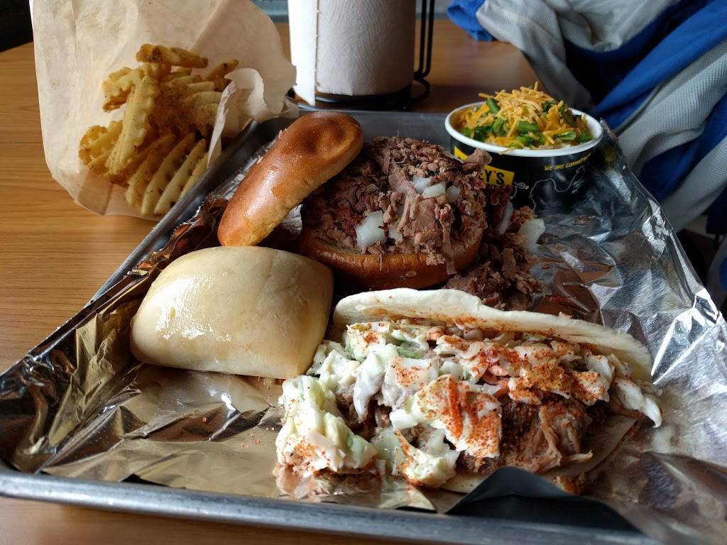 Dickeys Barbecue Pit | restaurant | 8113 Moores Ln Ste 1900, Brentwood, TN 37027, USA | 6156222818 OR +1 615-622-2818
