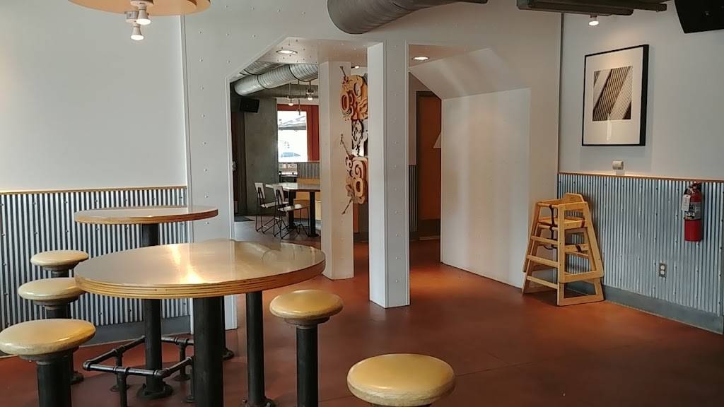 Chipotle Mexican Grill | restaurant | 1831 Capitol Ave, Sacramento, CA 95811, USA | 9164448940 OR +1 916-444-8940