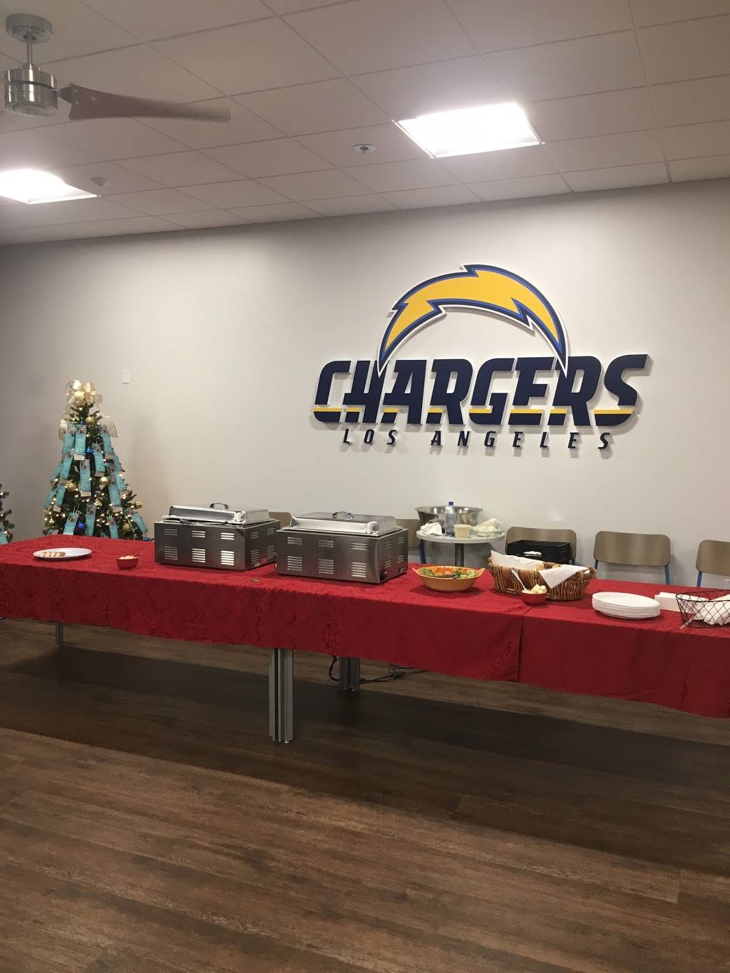 Filomenas Italian Kitchen & Market | restaurant | 2400 Newport Blvd, Costa Mesa, CA 92627, USA | 9496423810 OR +1 949-642-3810