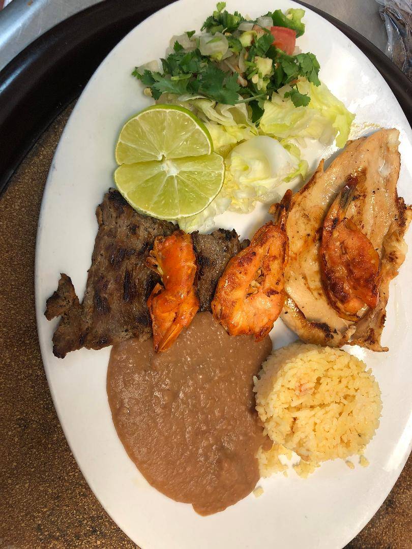 latina restaurante | restaurant | 3333 E Division St, Arlington, TX 76011, USA | 4693284128 OR +1 469-328-4128