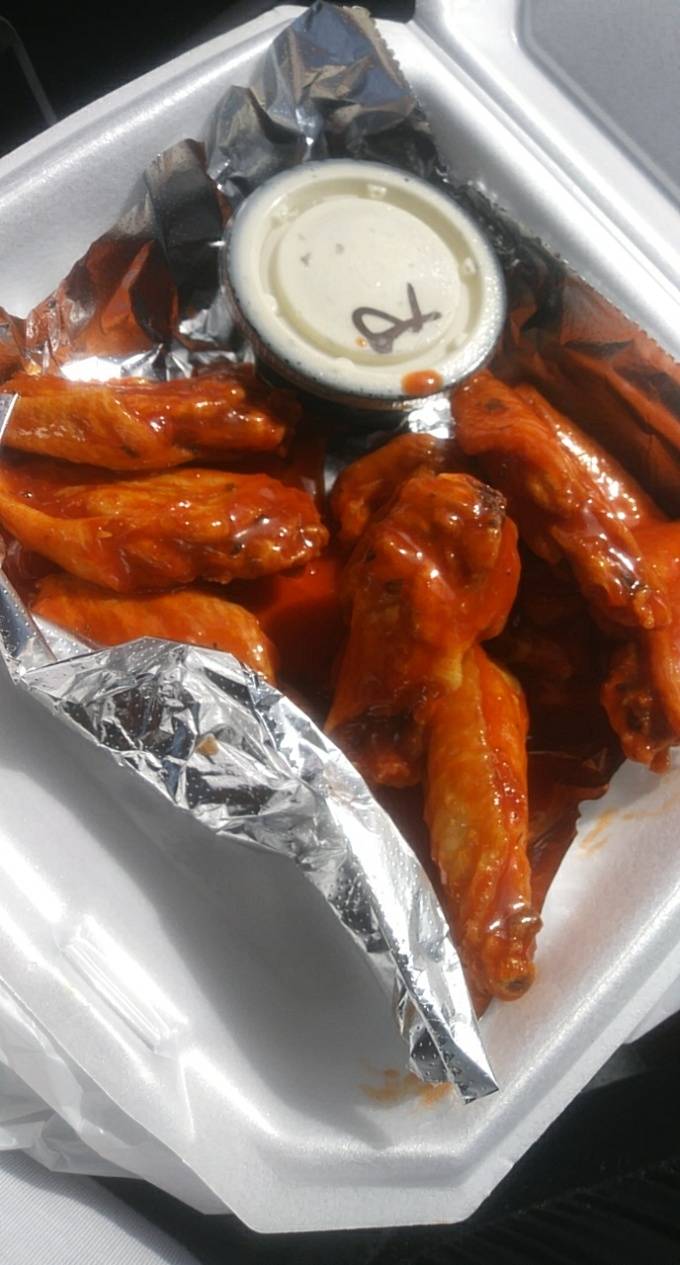 The Purple Onion | restaurant | 1840 N Academy Blvd, Colorado Springs, CO 80909, USA | 7194347418 OR +1 719-434-7418