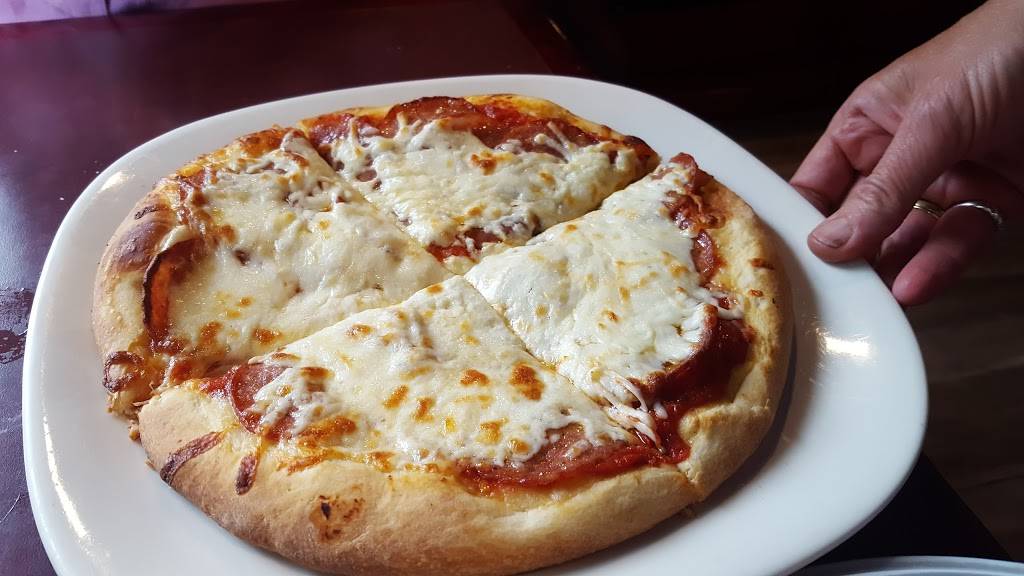 Casselman Restaurant | restaurant | 703 Principale St, Casselman, ON K0A 1M0, Canada | 6137642988 OR +1 613-764-2988