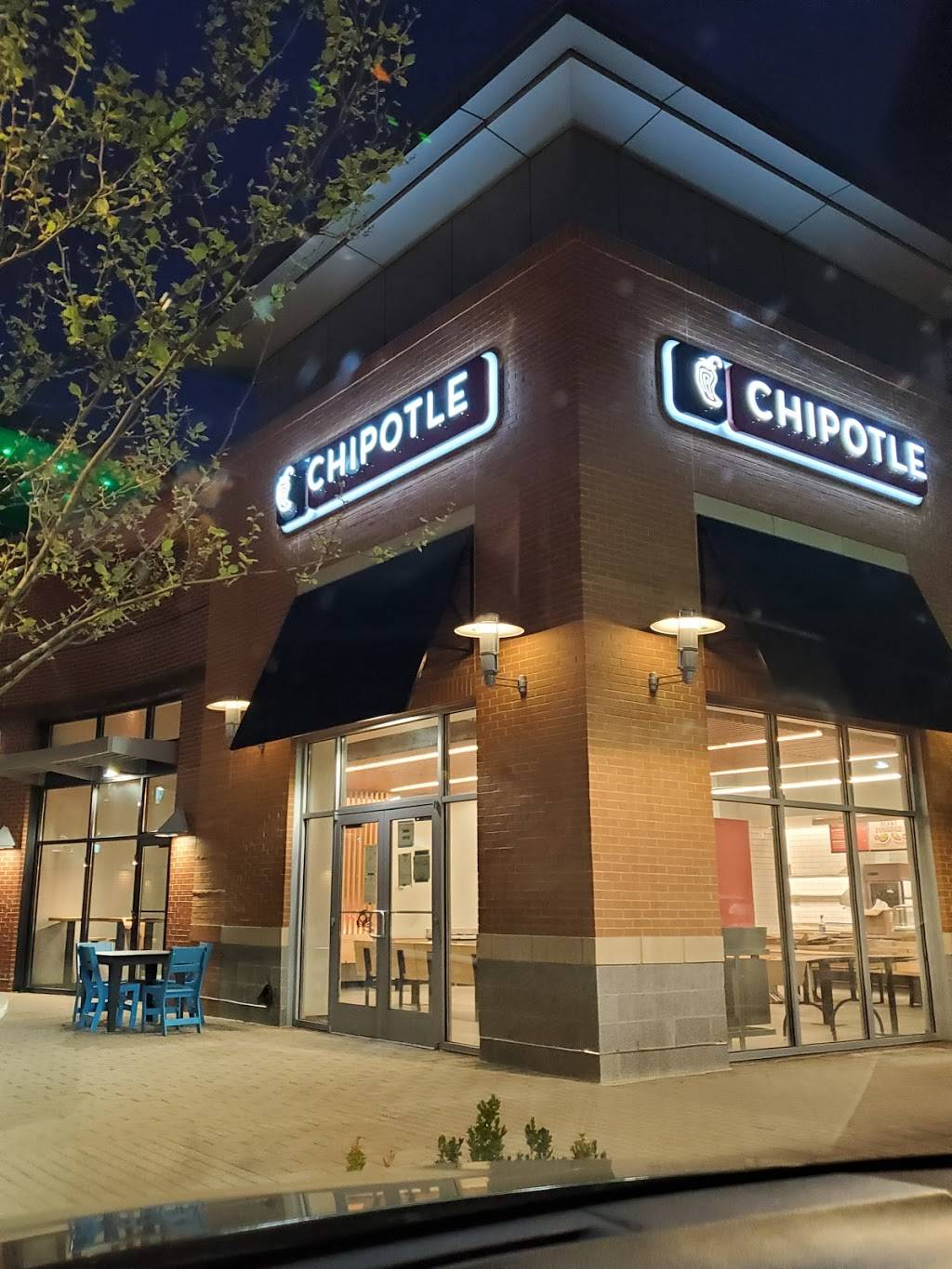 Chipotle Mexican Grill | restaurant | 2430 Market St NE, Washington, DC 20018, USA | 2026363938 OR +1 202-636-3938