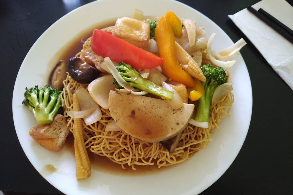 Chao Bistro | restaurant | 355 Elmira Rd N #138, Guelph, ON N1K 1S5, Canada | 5195742426 OR +1 519-574-2426