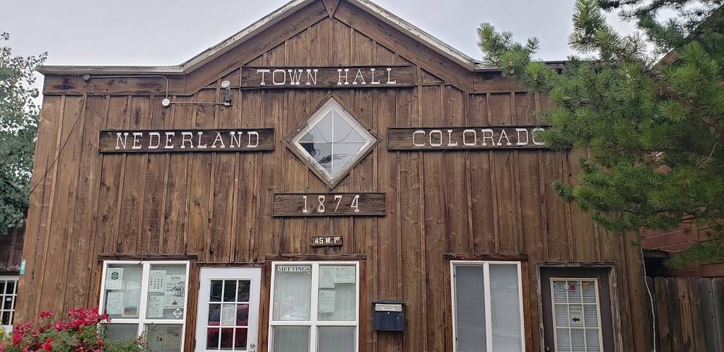 New Moon Bakery & Cafe | bakery | 1 W 1st St, Nederland, CO 80466, USA | 3032583569 OR +1 303-258-3569