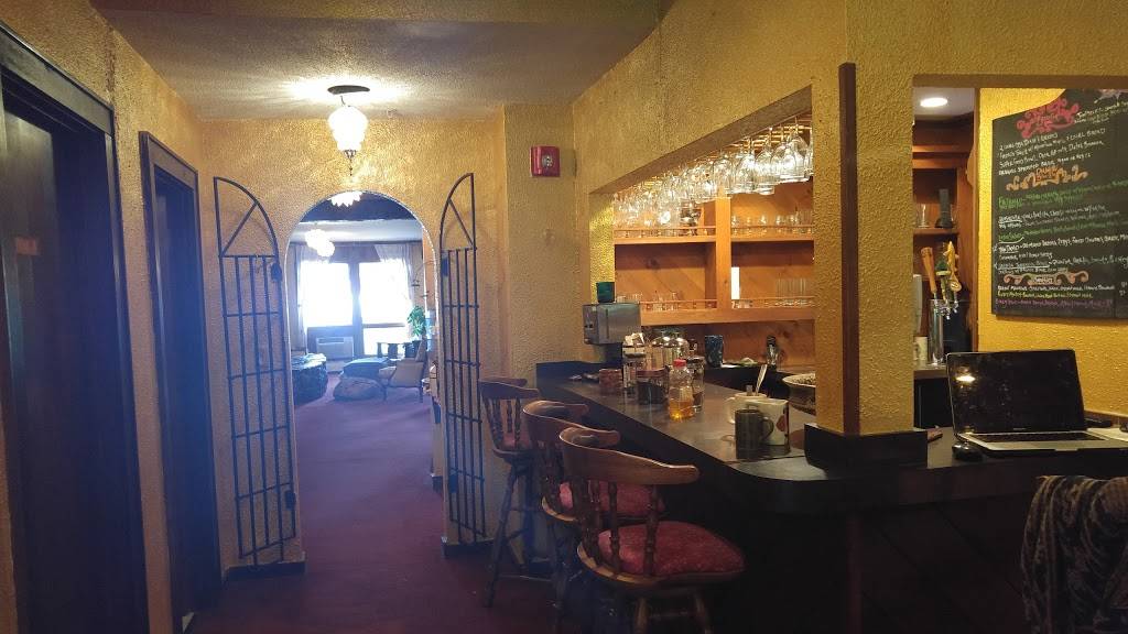 Lotus Mountain Retreat | restaurant | 4010 Bolton Valley Access Rd, Bolton Valley, VT 05477, USA | 8024346500 OR +1 802-434-6500