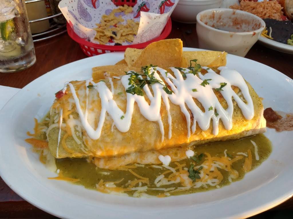 El Chupacabra Alki | restaurant | 2620 Alki Ave SW, Seattle, WA 98116, USA | 2069337344 OR +1 206-933-7344