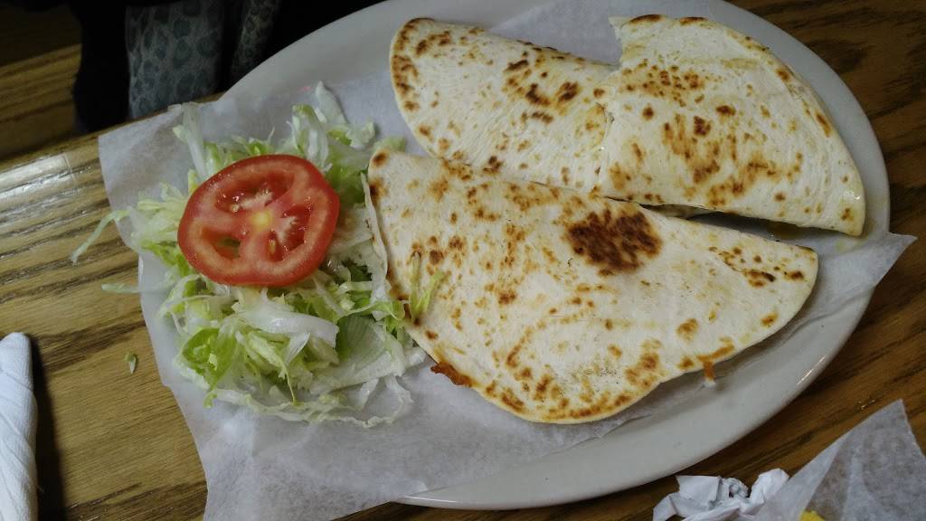 Taqueria La Tapatia | restaurant | 6731 S Flores St, San Antonio, TX 78221, USA | 2109246181 OR +1 210-924-6181