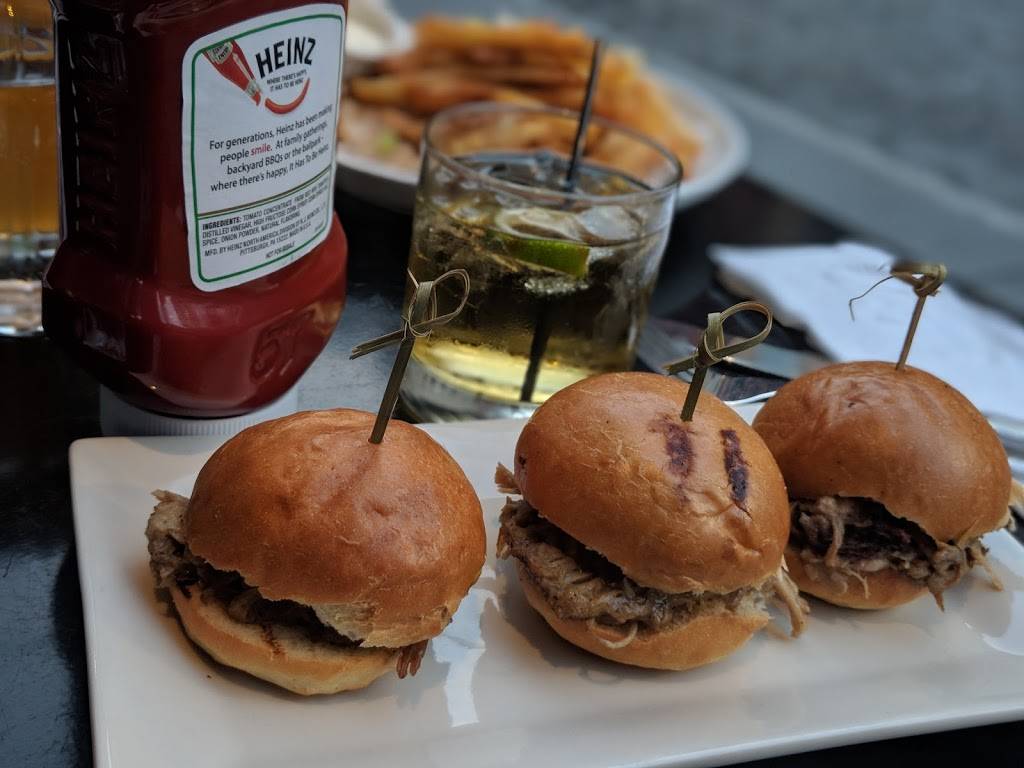 Vintage 61 | restaurant | 233-235 Front St, New York, NY 10038, USA | 2123469090 OR +1 212-346-9090