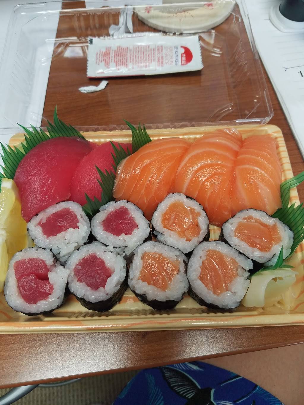 Farm House Restaurant | restaurant | 2029 S Neil St, Champaign, IL 61820, USA | 2173557878 OR +1 217-355-7878