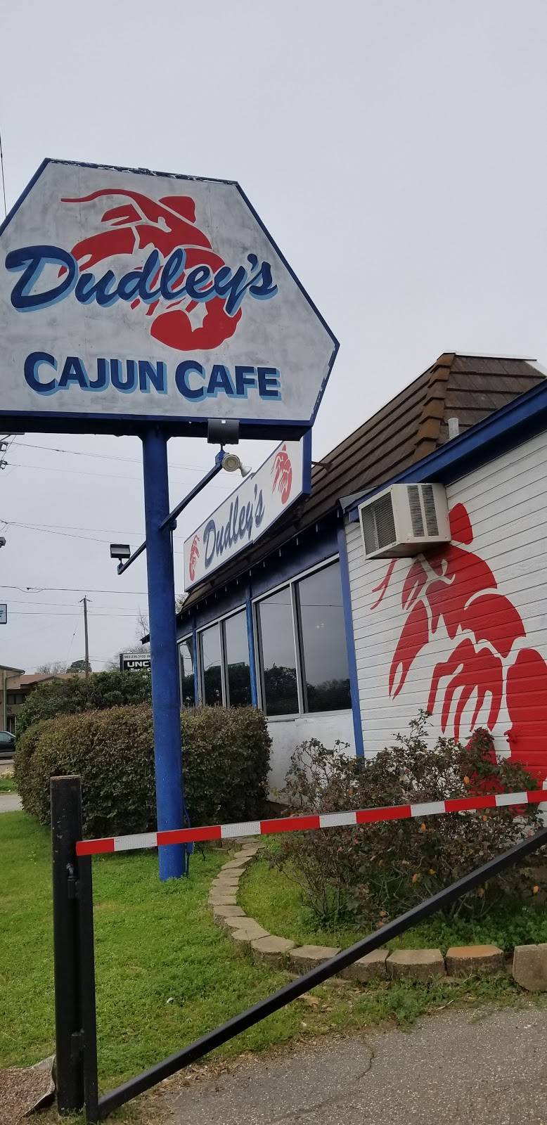 Dudleys Cafe | restaurant | 1601 E Marshall Ave, Longview, TX 75601, USA | 9037579466 OR +1 903-757-9466