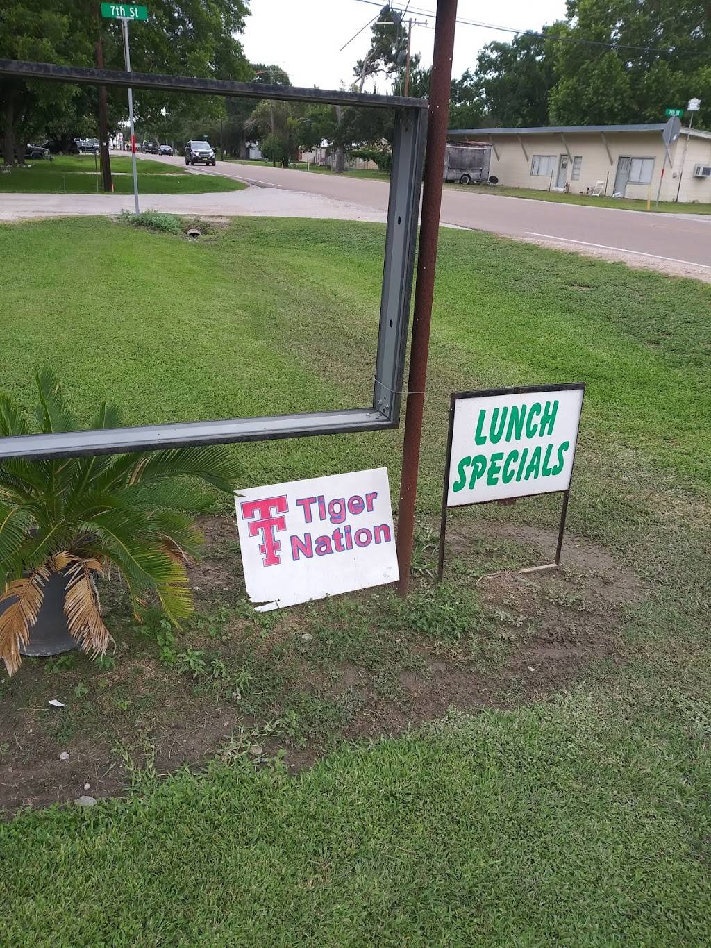 Smokin As BBQ | restaurant | Blessing, TX 77419, USA | 3614041190 OR +1 361-404-1190