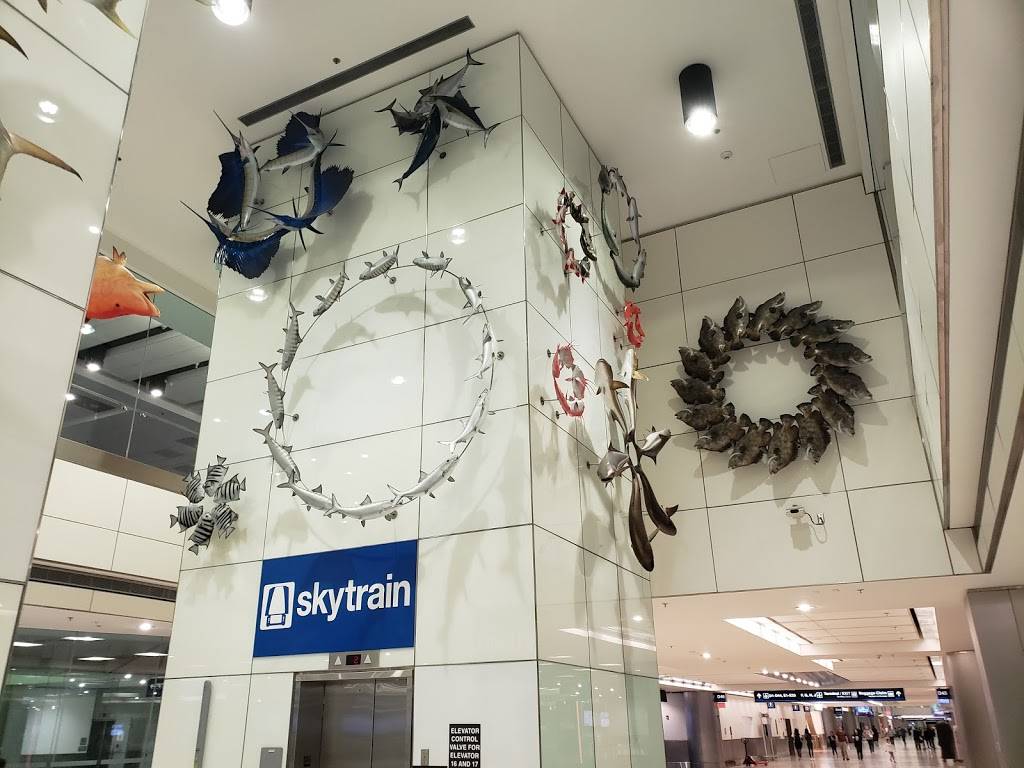 Islander Bar and Grill | restaurant | 2100 NW 42nd Ave, Miami, FL 33126, USA | 3058694660 OR +1 305-869-4660