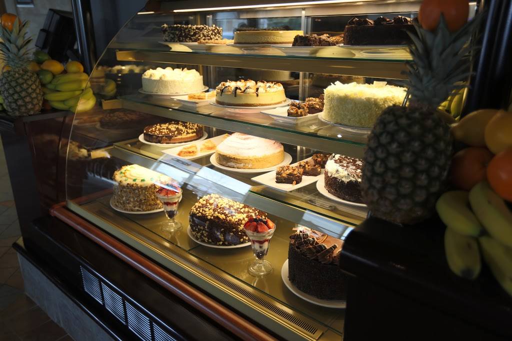 Symposium Cafe Restaurant & Lounge | restaurant | 444 Hollandview Trail, Aurora, ON L4G 7Z9, Canada | 9055038899 OR +1 905-503-8899