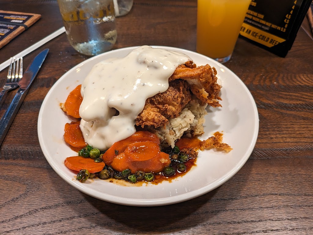 Ollie & Hobbes Craft Kitchen - One Pacific Place | restaurant | 10387 Pacific St, Omaha, NE 68114, USA | 5317720511 OR +1 531-772-0511