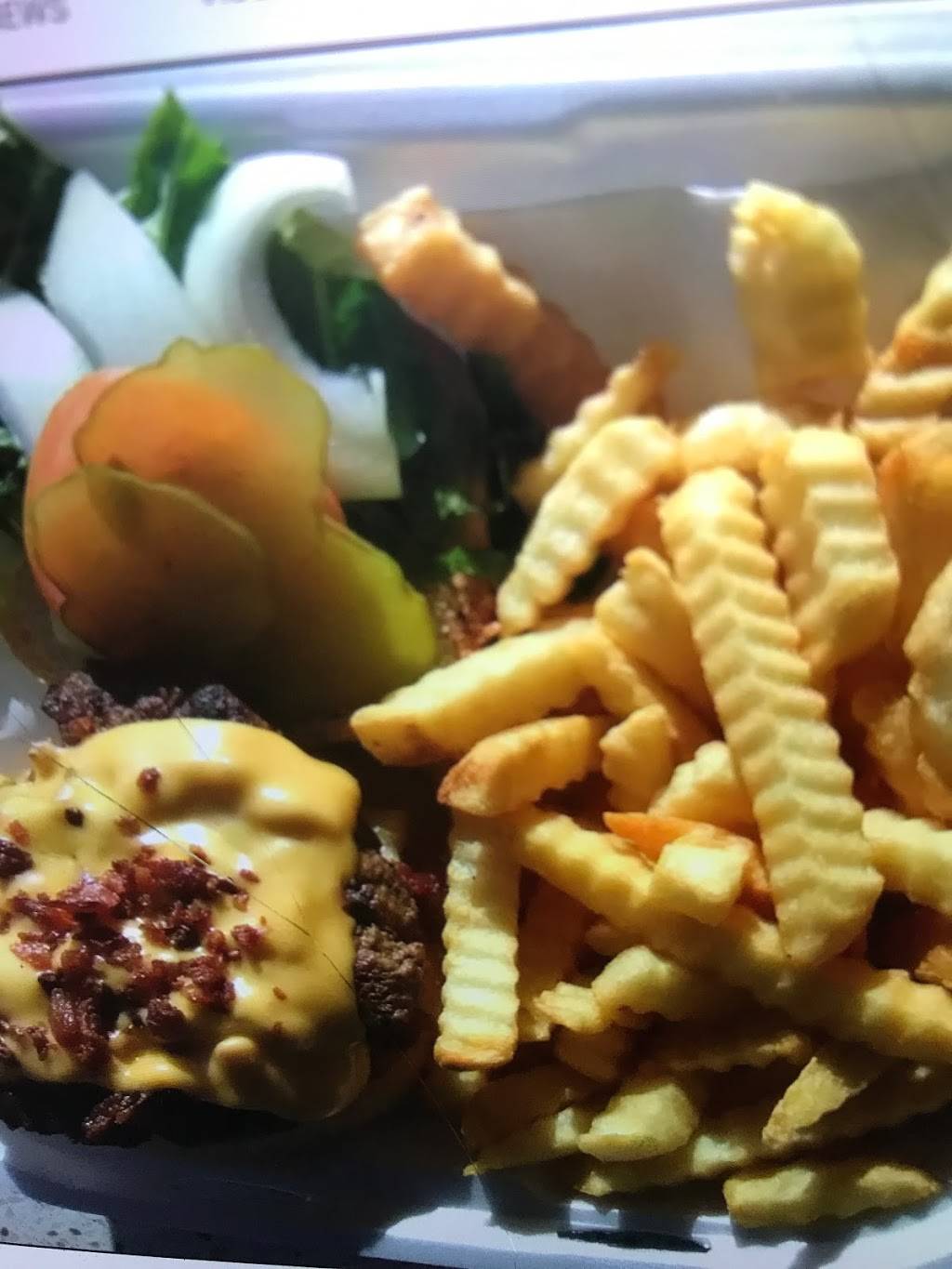 Presto Pizza & Deli | restaurant | 505 25th St, West Palm Beach, FL 33407, USA | 5618351832 OR +1 561-835-1832