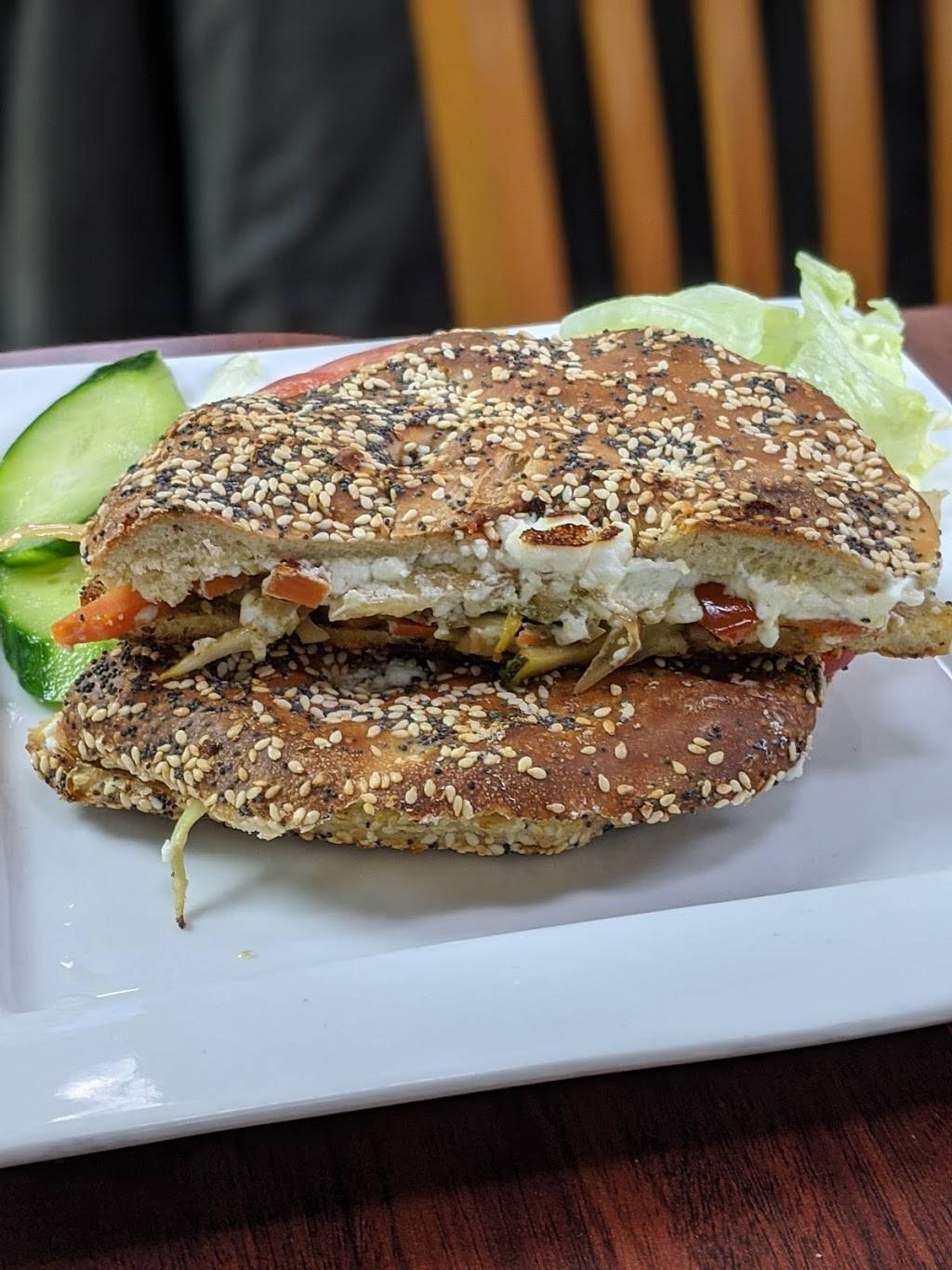 Bagel World | restaurant | 336 Wilson Ave, North York, ON M3H 1S9, Canada | 4166355931 OR +1 416-635-5931