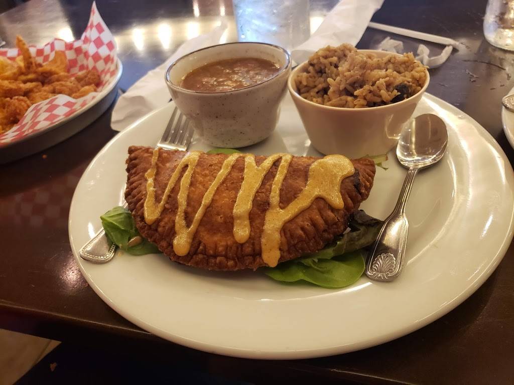 Flavors of Louisiana | restaurant | 5800 S Lewis Ave, Tulsa, OK 74105, USA | 9189353505 OR +1 918-935-3505