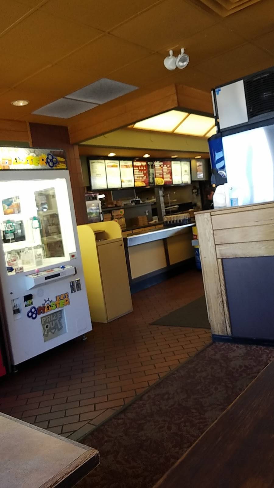 Papa Ginos | restaurant | 915 Grafton St, Worcester, MA 01604, USA | 5087929313 OR +1 508-792-9313