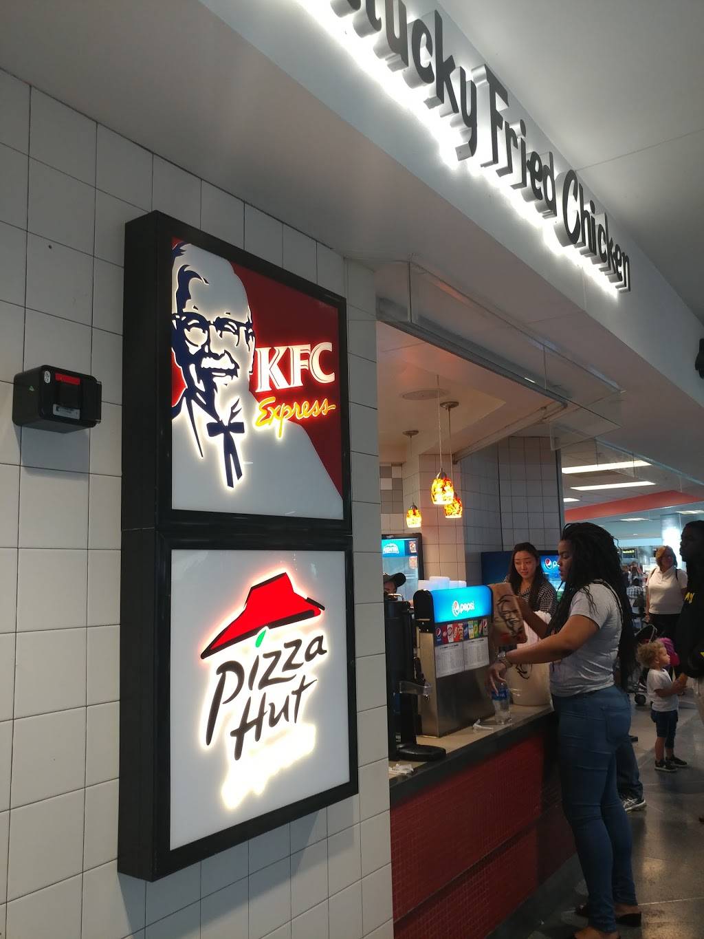 KFC | restaurant | 8700 Peña Blvd, Denver, CO 80249, USA | 3033429044 OR +1 303-342-9044