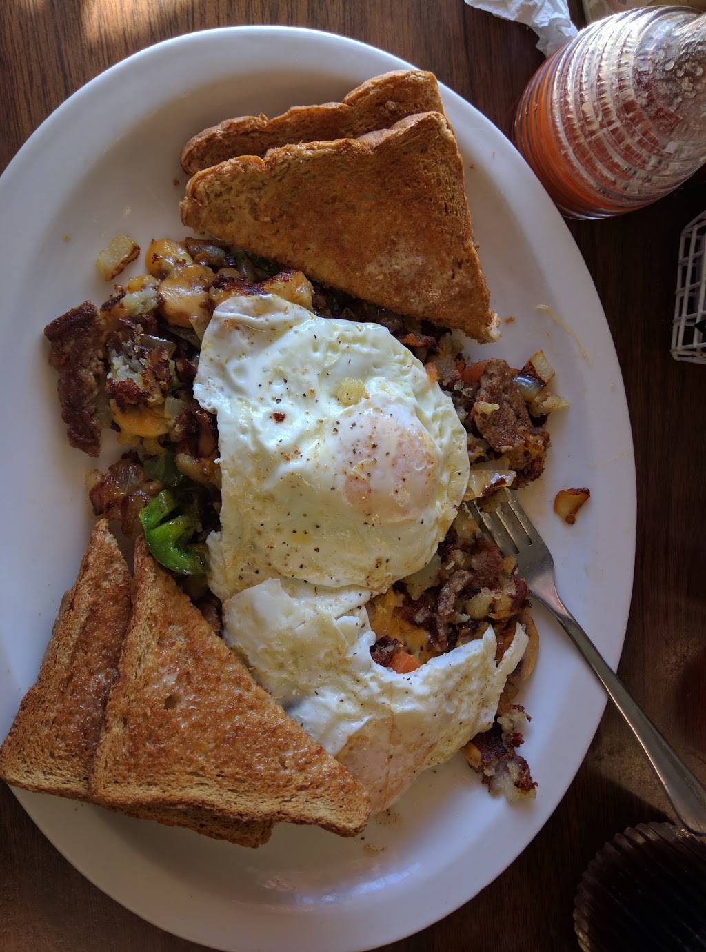 Fair Oaks Diner | restaurant | 44 S Fair Oaks Ave, Madison, WI 53704, USA | 6082165160 OR +1 608-216-5160