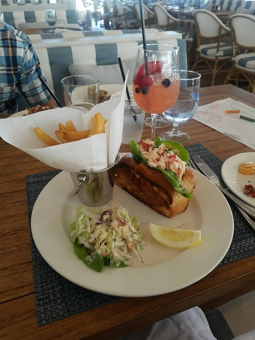 Beach House Grill | restaurant | 286 Shore Rd, Chatham, MA 02633, USA | 5089450096 OR +1 508-945-0096