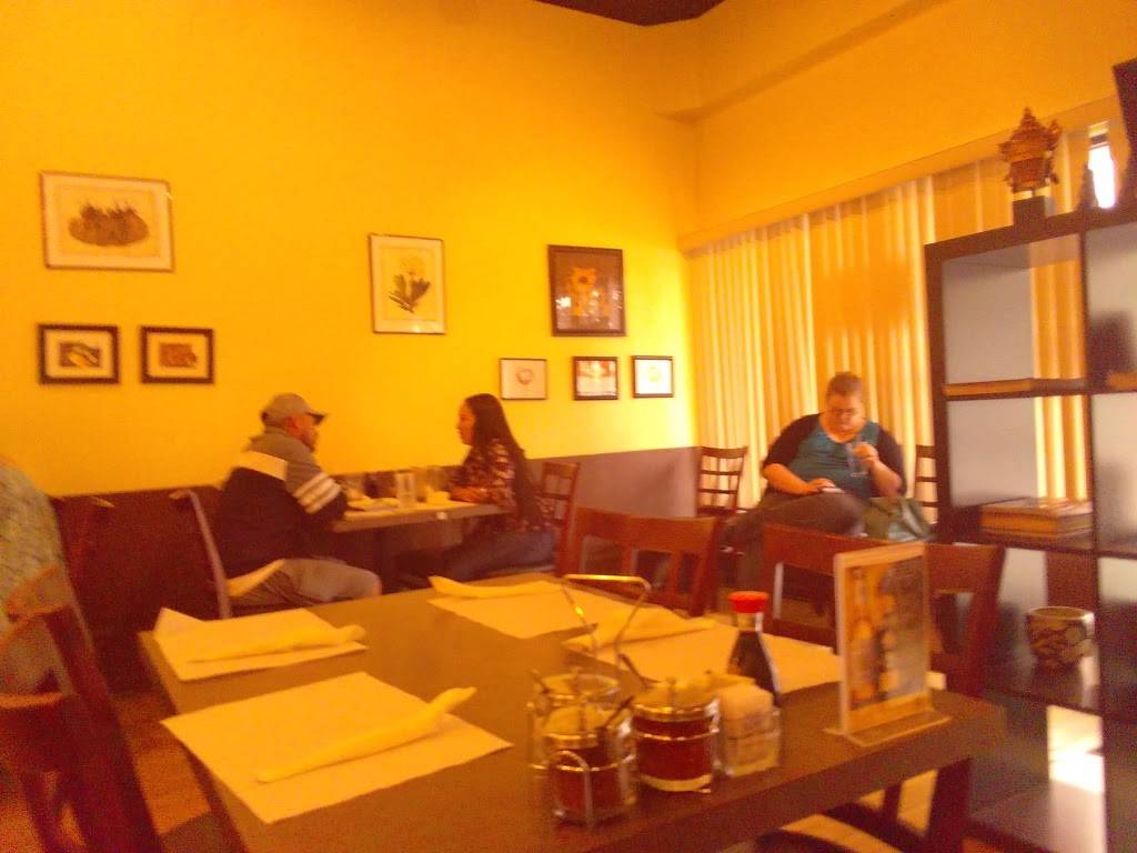 Tup Tim Thai Cuisine | restaurant | 3860 Commercial St SE, Salem, OR 97302, USA | 5039676078 OR +1 503-967-6078