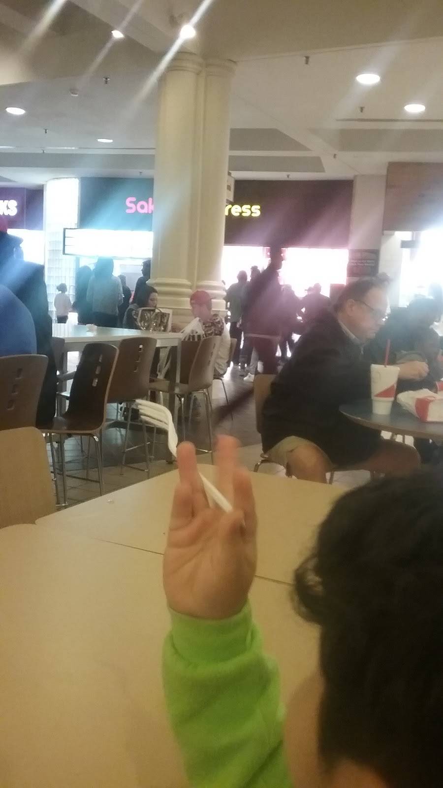 Mediterra Greek | restaurant | Four Seasons Town Centre, Greensboro, NC 27427, USA | 3362920307 OR +1 336-292-0307