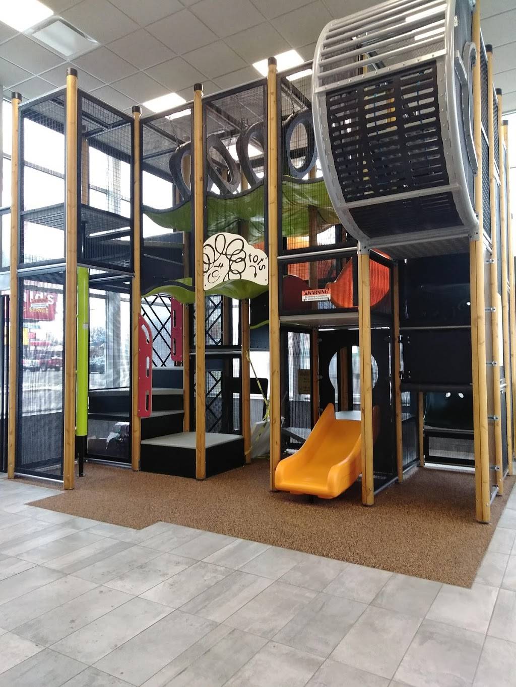 McDonalds | cafe | 5526 Mahoning Ave, Austintown, OH 44515, USA | 3307926410 OR +1 330-792-6410