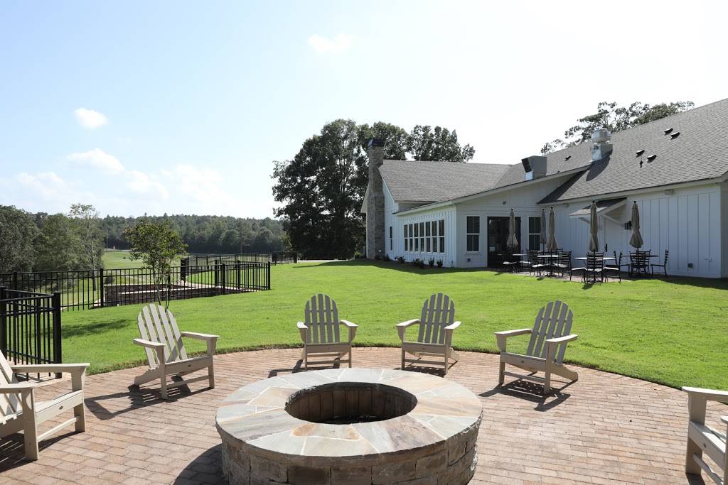 Chimney Oaks Bar & Grill | restaurant | 148 Chimney Oaks Drive, Homer, GA 30547, USA | 7066773335 OR +1 706-677-3335