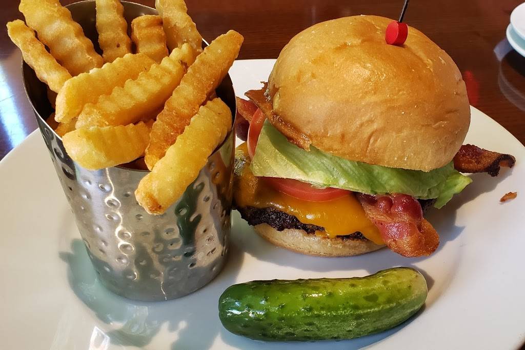 Champions | restaurant | 600 Marriott Dr, Nashville, TN 37214, USA | 6158722995 OR +1 615-872-2995