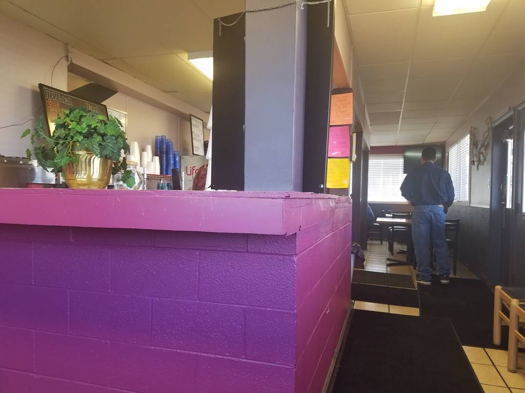 Mercedes Mexican Restaurant | restaurant | 11165 Irma Dr, Northglenn, CO 80233, USA | 3034573208 OR +1 303-457-3208