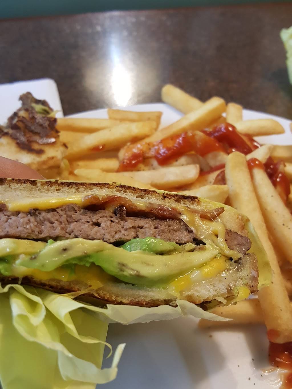 Pauls Place | restaurant | 3115, 1040 N Magnolia Ave, Anaheim, CA 92801, USA | 7147614351 OR +1 714-761-4351