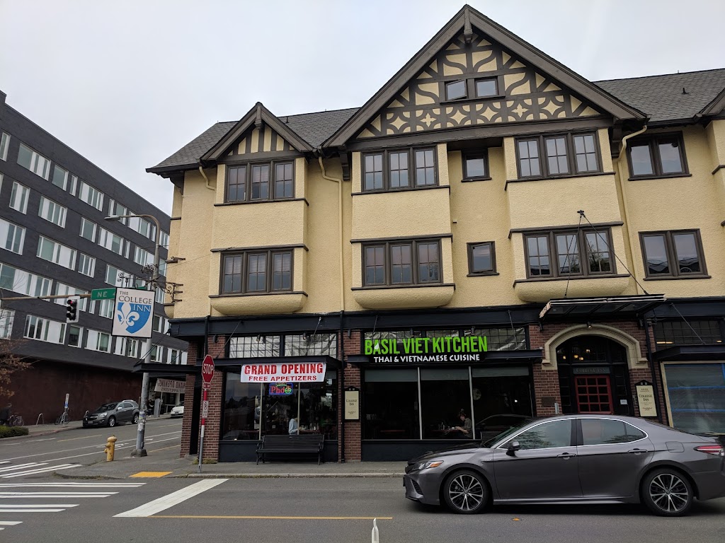 Basil Viet Kitchen | restaurant | 4002 University Way NE, Seattle, WA 98105, USA | 2065665136 OR +1 206-566-5136