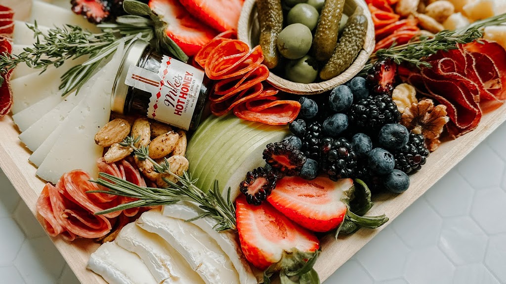 The Cuterie | restaurant | 1219 Grand Central Parkway Suite 100, Conroe, TX 77304, USA | 9364479206 OR +1 936-447-9206