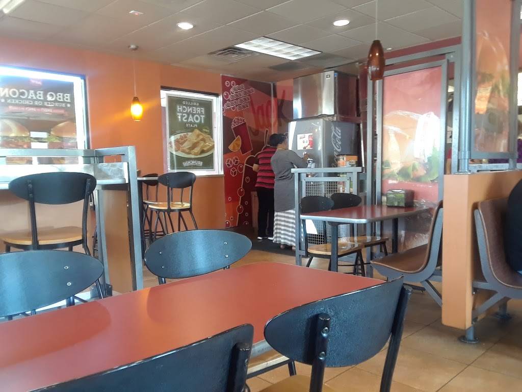 Jack in the Box | restaurant | 24820 Pico Canyon Rd, Santa Clarita, CA 91381, USA | 6612591401 OR +1 661-259-1401