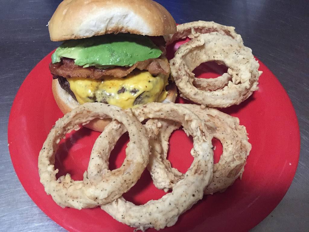 Shadys Porch Pub and Grill | restaurant | 840 E Mulberry St, Angleton, TX 77515, USA | 9798488969 OR +1 979-848-8969