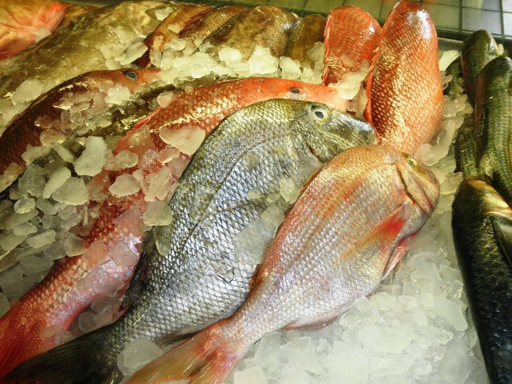 Wards Seafood Market & Take-Out | restaurant | 1001 Belleair Rd, Clearwater, FL 33756, USA | 7275812640 OR +1 727-581-2640