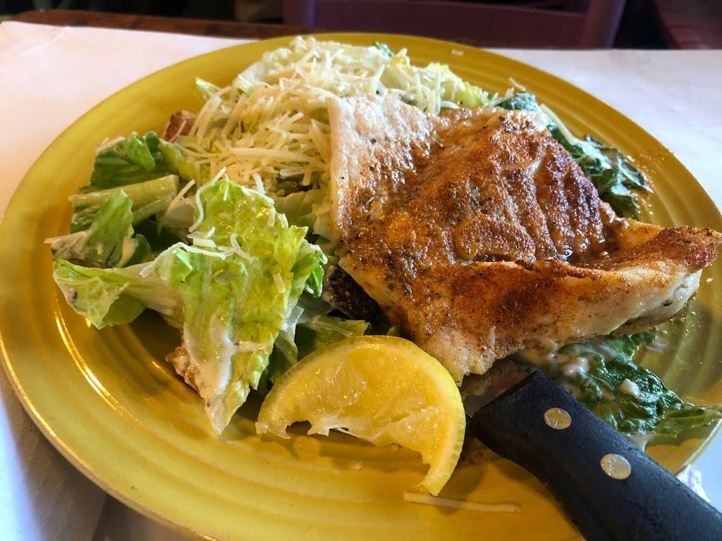 The Waterfront Restaurant & Marina | restaurant | 2131 Oleander St, St James City, FL 33956, USA | 2392830592 OR +1 239-283-0592