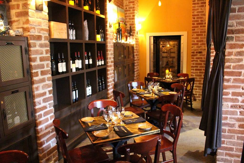 Riondos Ristorante | restaurant | 2328 Strand St, Galveston, TX 77550, USA | 4096219595 OR +1 409-621-9595